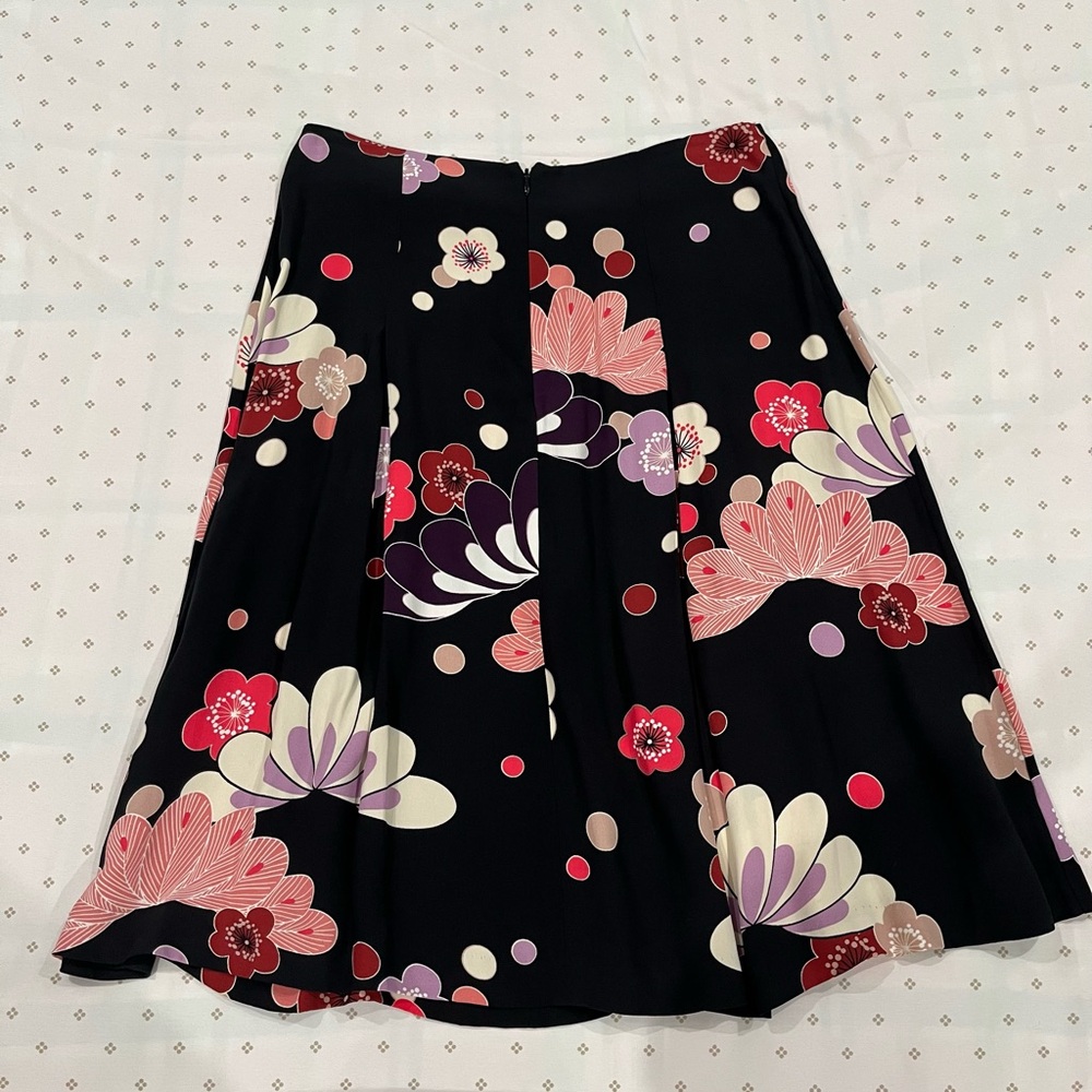 Ann Taylor skirt size 4